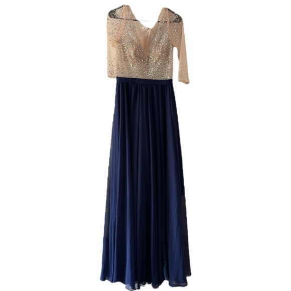 White by Soiéblu Embellished Gown with Sequins and Jewels - Picture 4 of 16